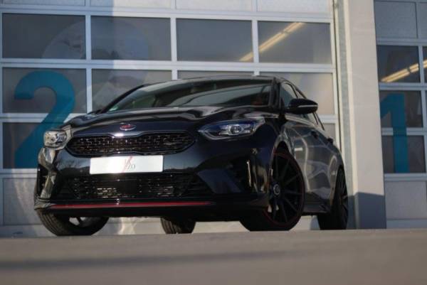 kia-proceed-gt-cd-frontgrill-cover-styling-1